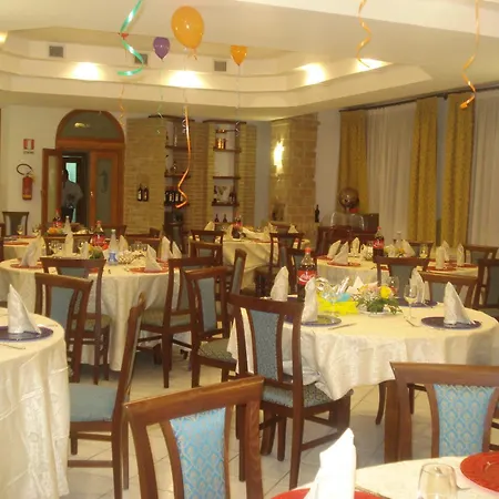 호텔 Ristorante Antica Marina 니코테라 마리나