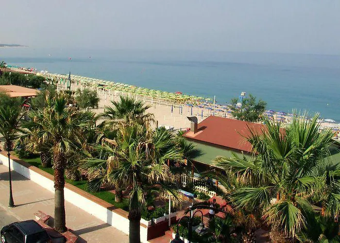 فندق Ristorante Antica Marina نيكوتيرا